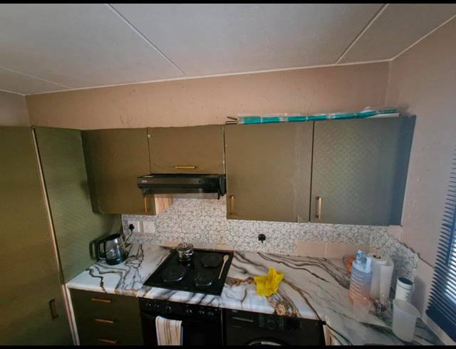 2 BEDROOM APARTMENT FOR SALE IN FERNDALE